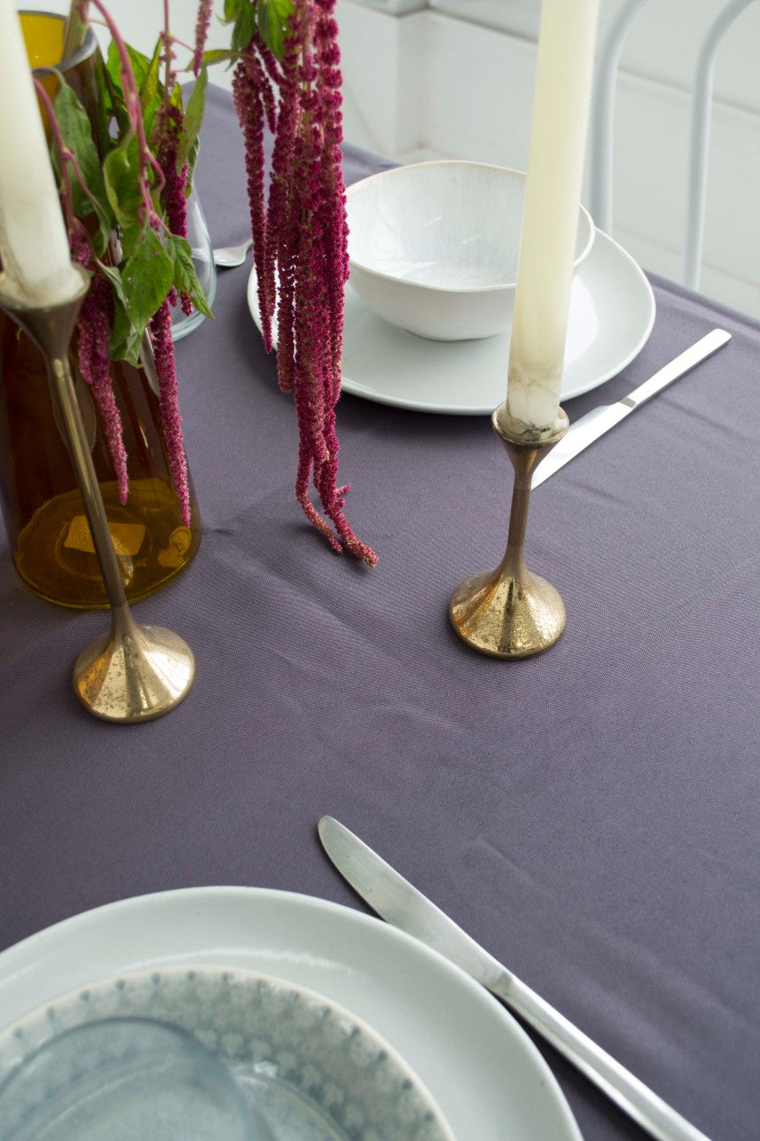 White and Black Table Cloths - 6 Seater Table